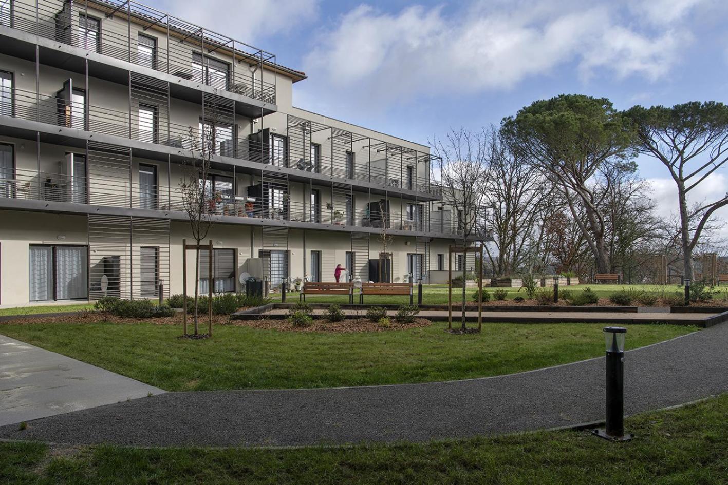 Domitys L'Amarante Aparthotel Cahors Exterior foto